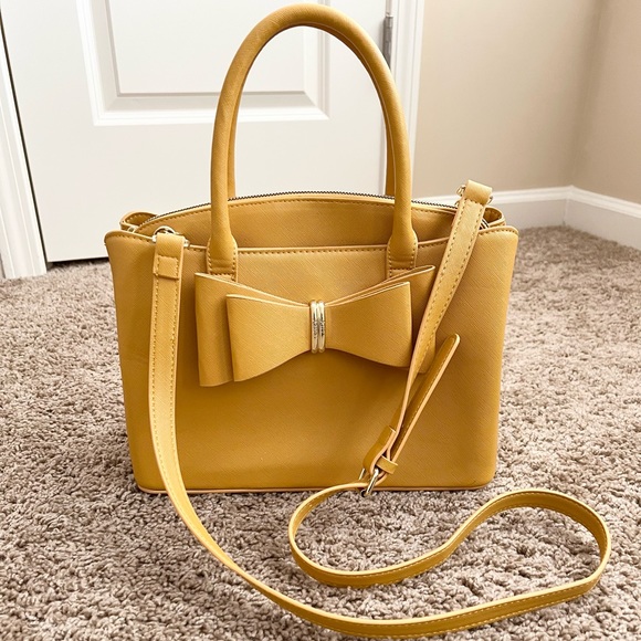 Betsey Johnson Handbags - Betsey Johnson mustard yellow bow crossbody handbag